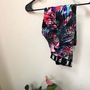 Victoria’s Secret PINK Ultimate Palm Leaf Crops